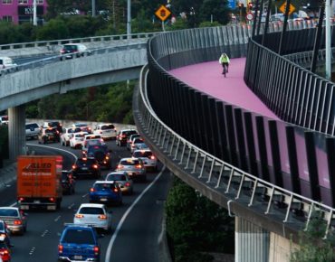 Features of traffic rules in New Zealand