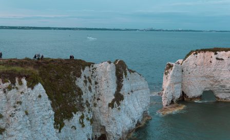 Study and move to United Kingdom with Kiwi Education