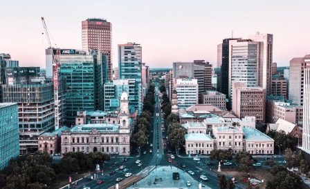 Australia reopens its borders to international students