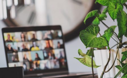 Free masterclass on English from Torrens University Australia